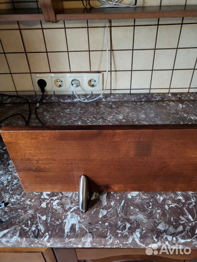 Полка настенная навесная