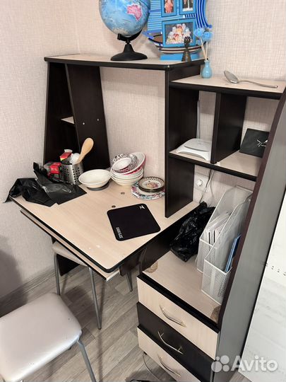 Компьютерный стол