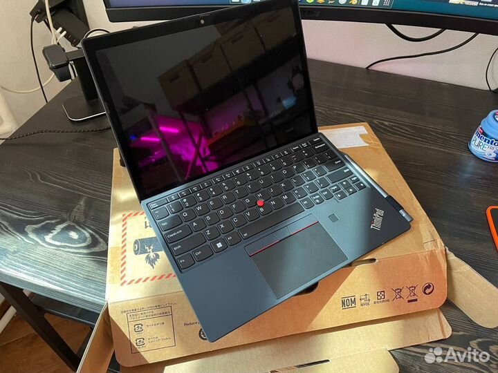 Lenovo ThinkPad X12 Detachable