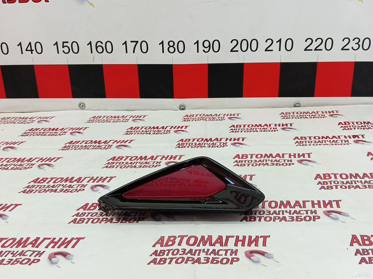 Фонарь накладка заднего бампера левая Zeekr 001