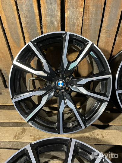 Оригинальные диски 755m BMW X7 G07 R22 разноширок
