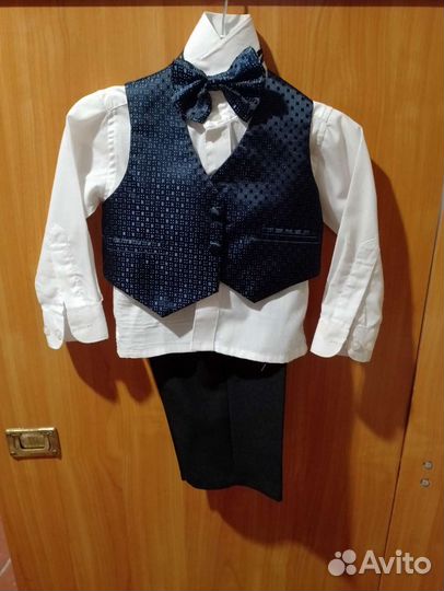 Классический костюм на мальчика