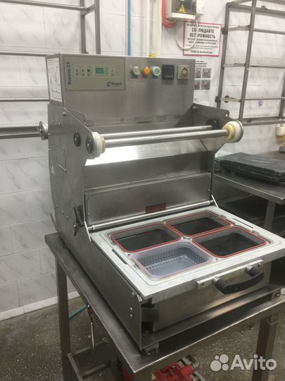 10Машина упаковочная Reetray-25