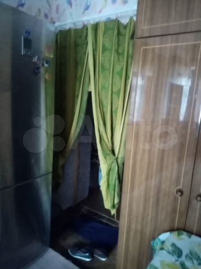 Комната 25 м² в 6-к., 4/4 эт.