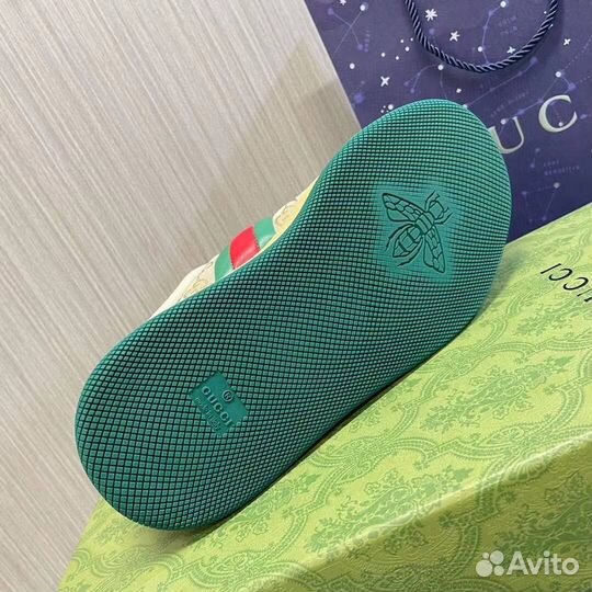 Кроссовки из новой коллекции Gucci