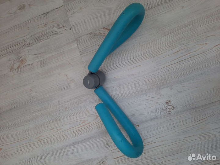 Тренажёр для ног и рук