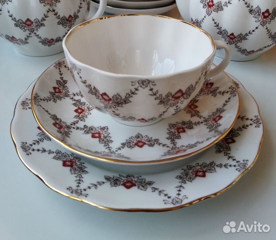 Кружки и блюдца