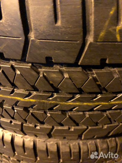 Bridgestone Dueler H/T 684II 275/50 R22