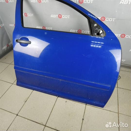 Дверь передняя правая Skoda Octavia (A5 1Z) 2004