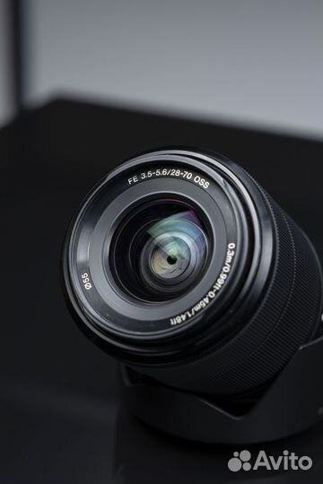 Sony 28-70mm f/3.5-5.6 oss