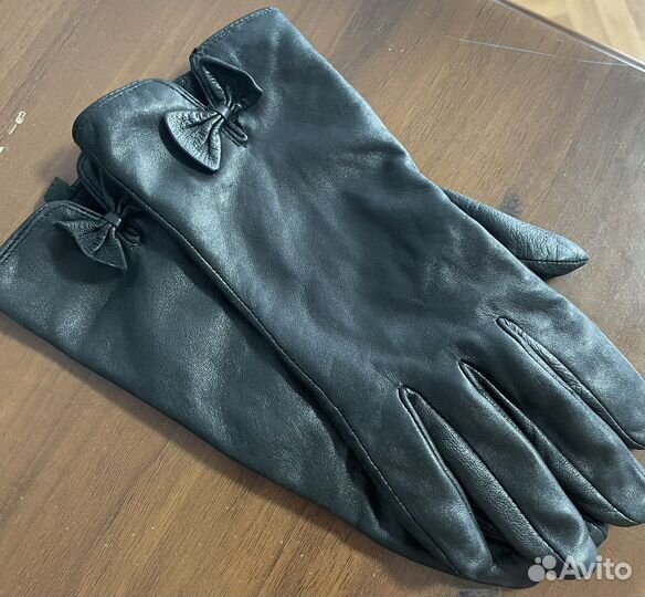 Перчатки женские кожаные