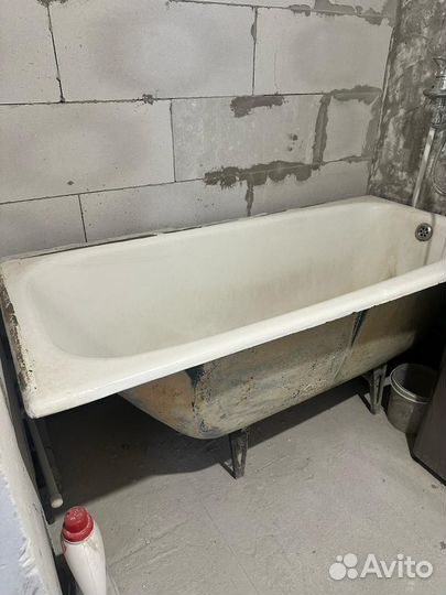 Ванна чугунная