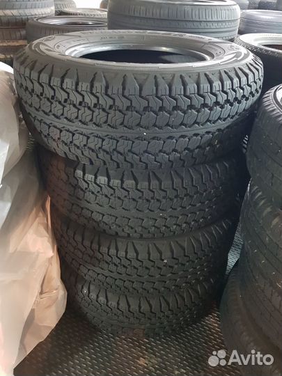 Goodyear Wrangler AT/SA 245/70 R16 61V