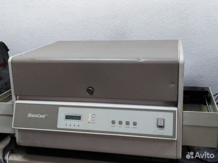 Эмбоссер Datacard 450