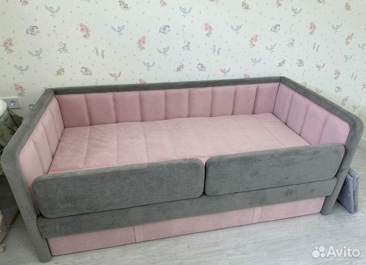 Детская кровать диван