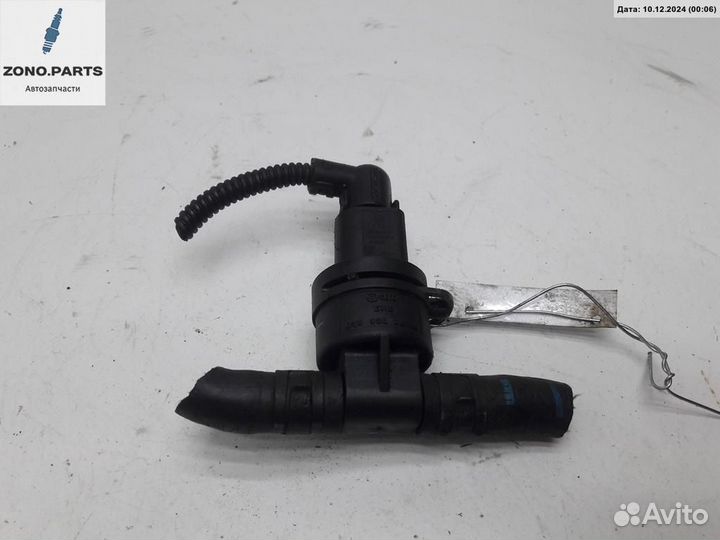 Датчик температуры 038906081r на Volkswagen Touran