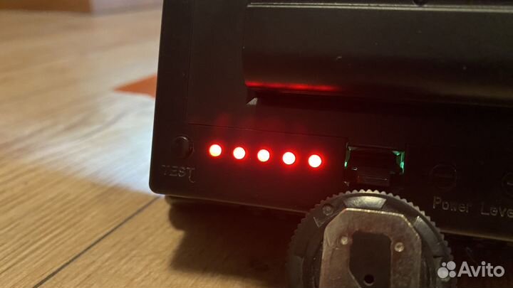 Фонарь Yongnuo YN-160S