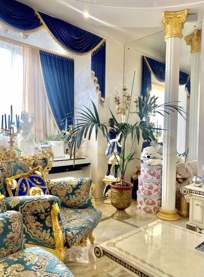 2-к. квартира, 70 м², 5/10 эт.