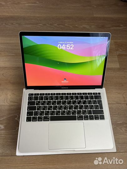 Apple MacBook Air Retina Silver