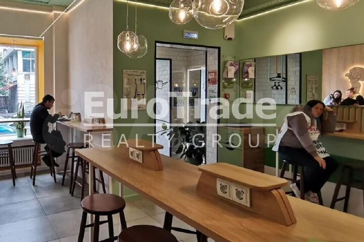 Сдам торговое помещение, 90 м²