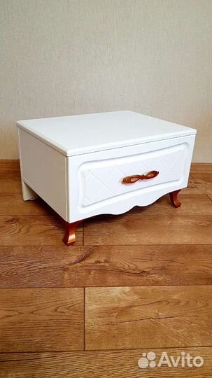 Тумба прикроватная белая бу