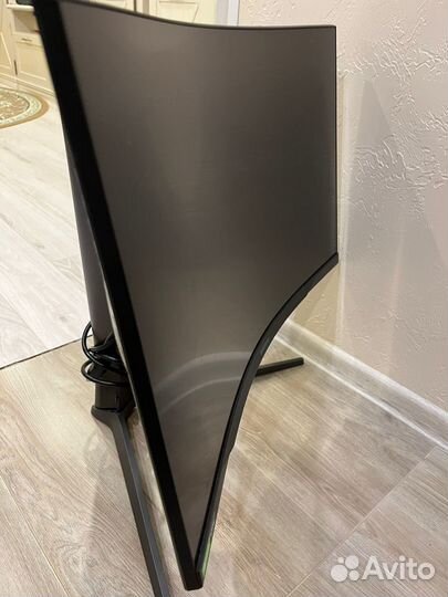 Монитор samsung изогнутый LC27G7xt 27