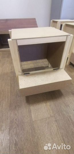 Гнездо для кур с яйцесборником