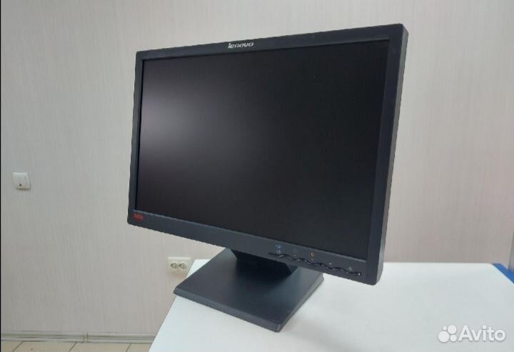 Lenovo L197wA 19 дюймов