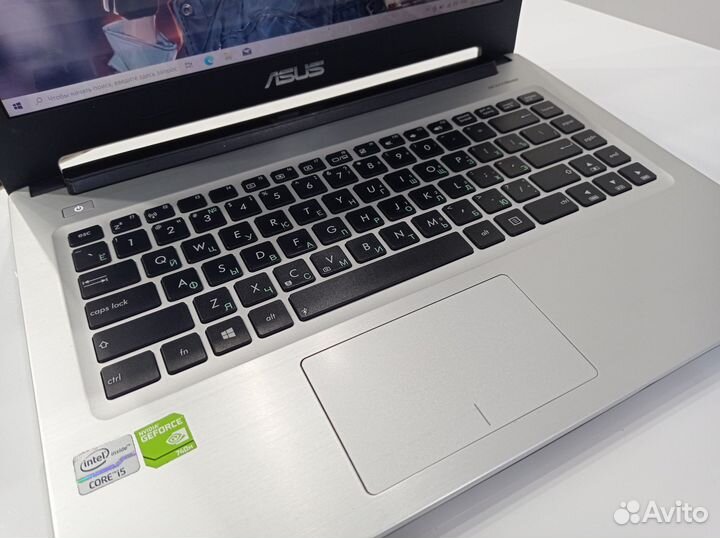 Ноутбук Asus i5 Nvidia 740M