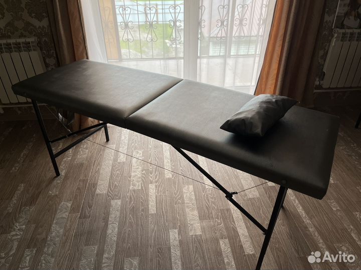 Кушетка косметологическая для наращивания ресниц