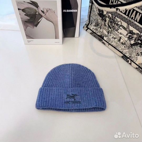 Мужская зимняя шапка