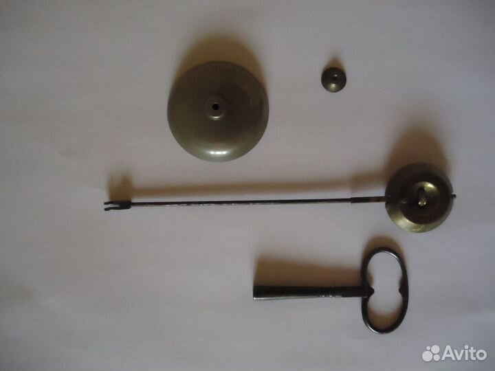 Часы каминные Франция XIX век, бронза