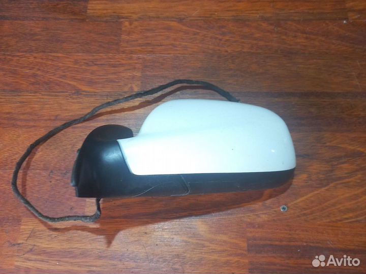 Зеркало левое peugeot 307