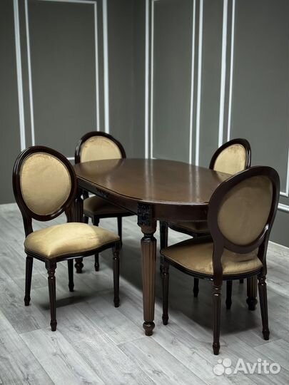 Столы и стулья