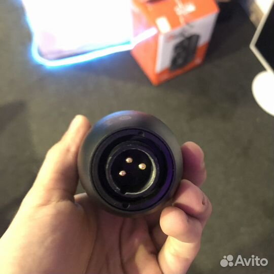 Студийный микрофон akg p120