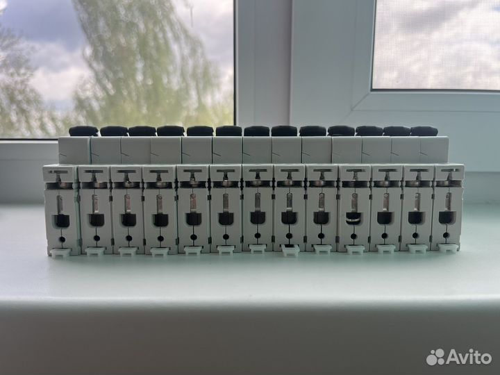 Автоматический выключатель legrand C16, C25, B16