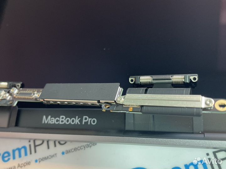 Дисплей матрица macbook pro 13 2020 M1 M2