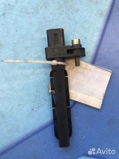 Датчик положения коленвала 13627805188