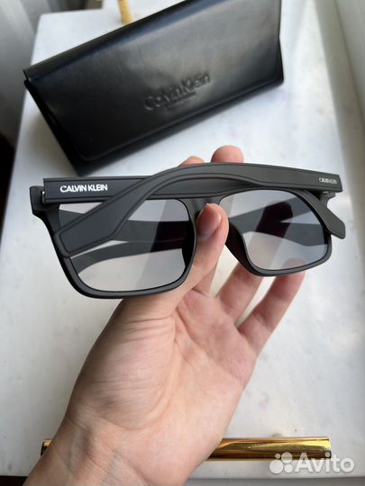 Солнцезащитные очки