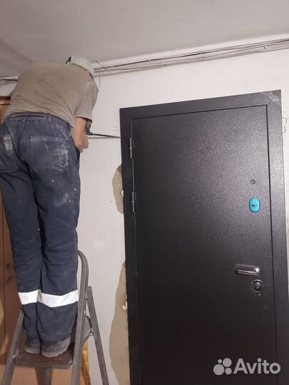 Установка входных металлических дверей