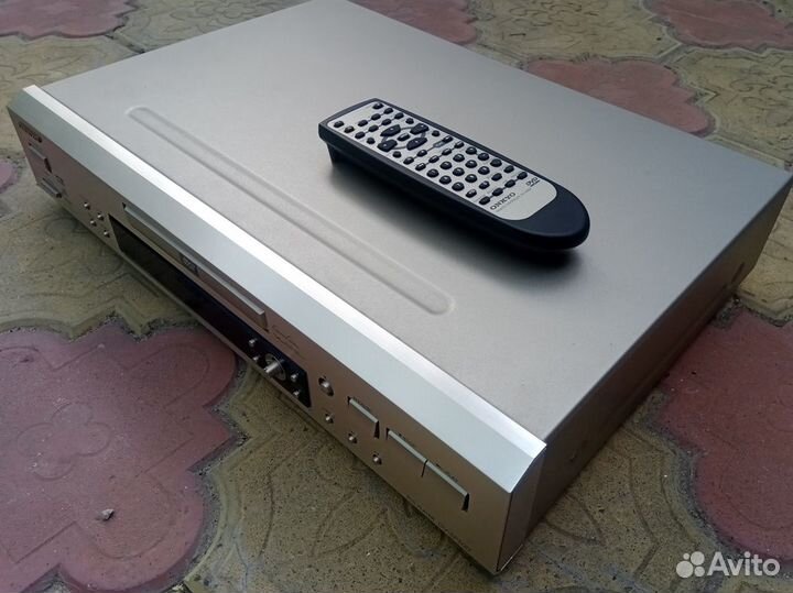 DVD/AudioCD проигрыватель onkyo DV-SP500