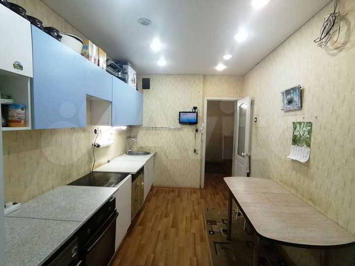 3-к. квартира, 70,2 м², 7/10 эт.