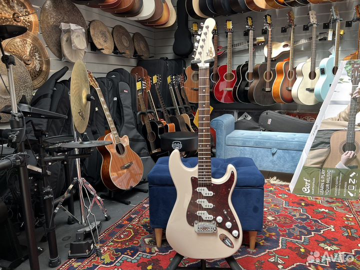 Электрогитара stratocaster