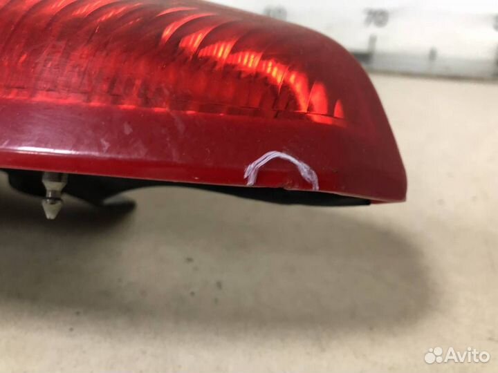 Б/У Фонарь задний правый 8330A234 mitsubishi