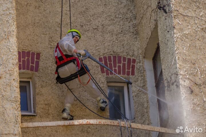 Мойка фасада, окон, балконов и обеспыливание