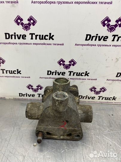 Клапан ускорительный Mercedes-Benz Actros