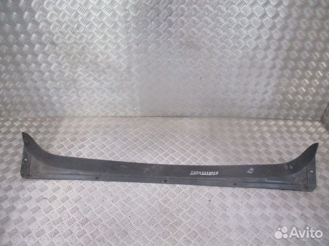 Спойлер кабины верхний Mercedes-Benz A9417930145