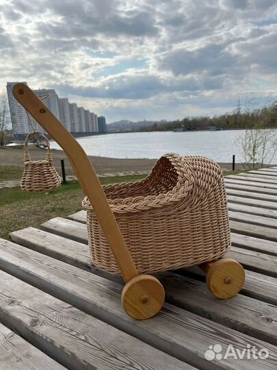 Коляска для кукол новая