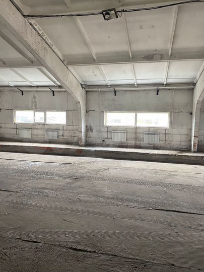 Склад, 2100 м²