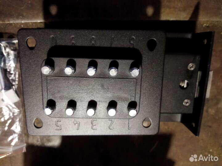 Кодовый замок на дверь